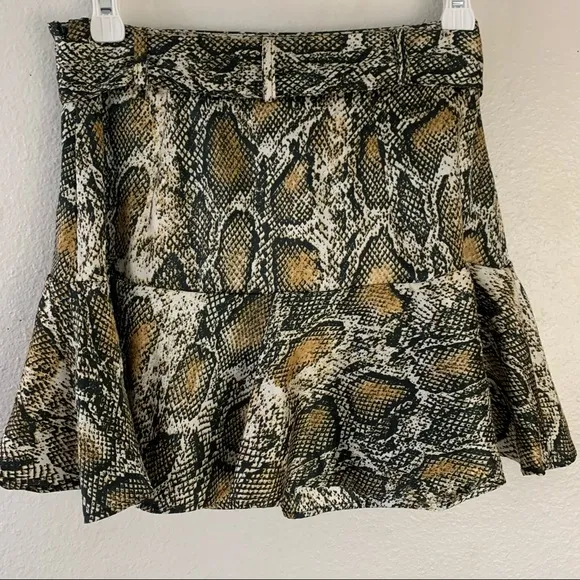 ZARA skorts ties on waist snake print women’s Size Medium