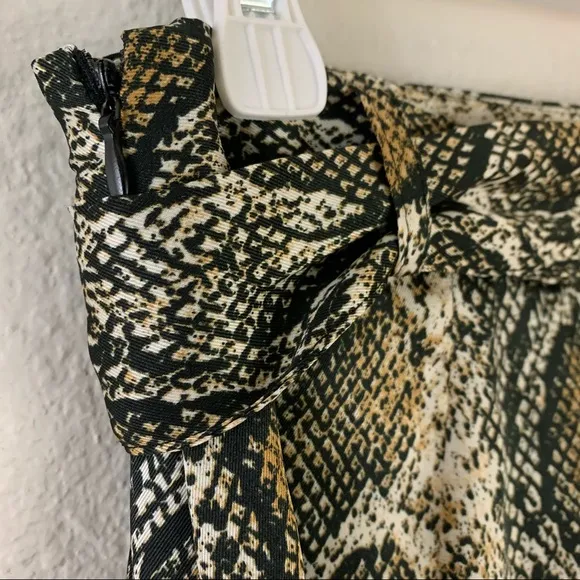 ZARA skorts ties on waist snake print women’s Size Medium