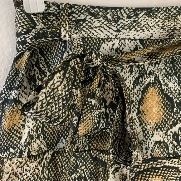 ZARA skorts ties on waist snake print women’s Size Medium