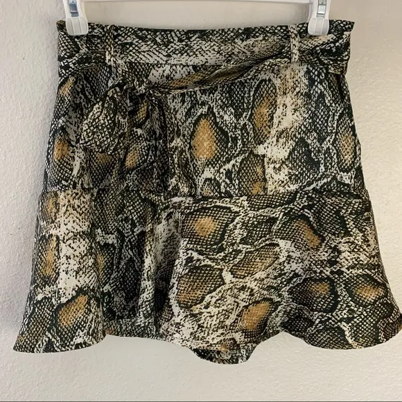 ZARA skorts ties on waist snake print women’s Size Medium